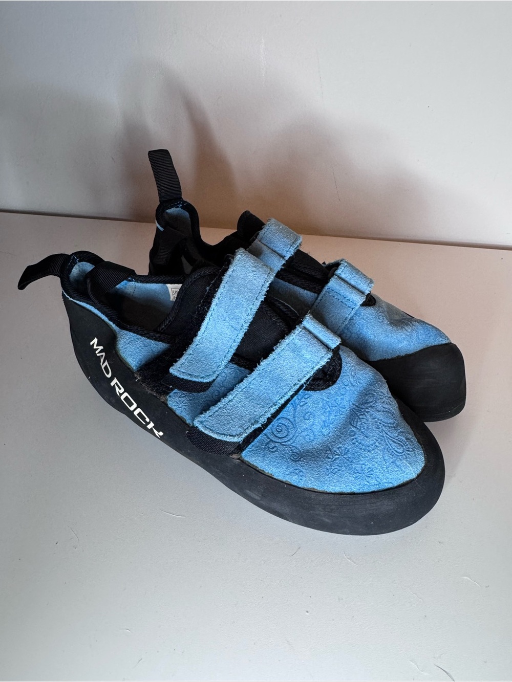 Mad Rock Kids Blue Hook-and-Loop Climbing Sneakers